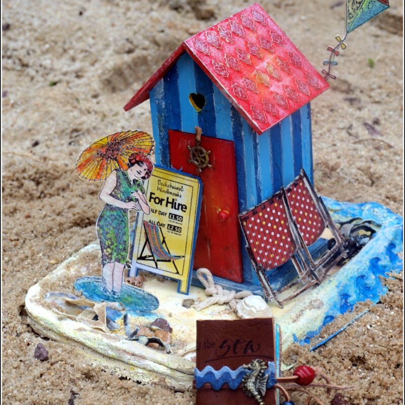 Cabine de plage peinte - décor Vintage