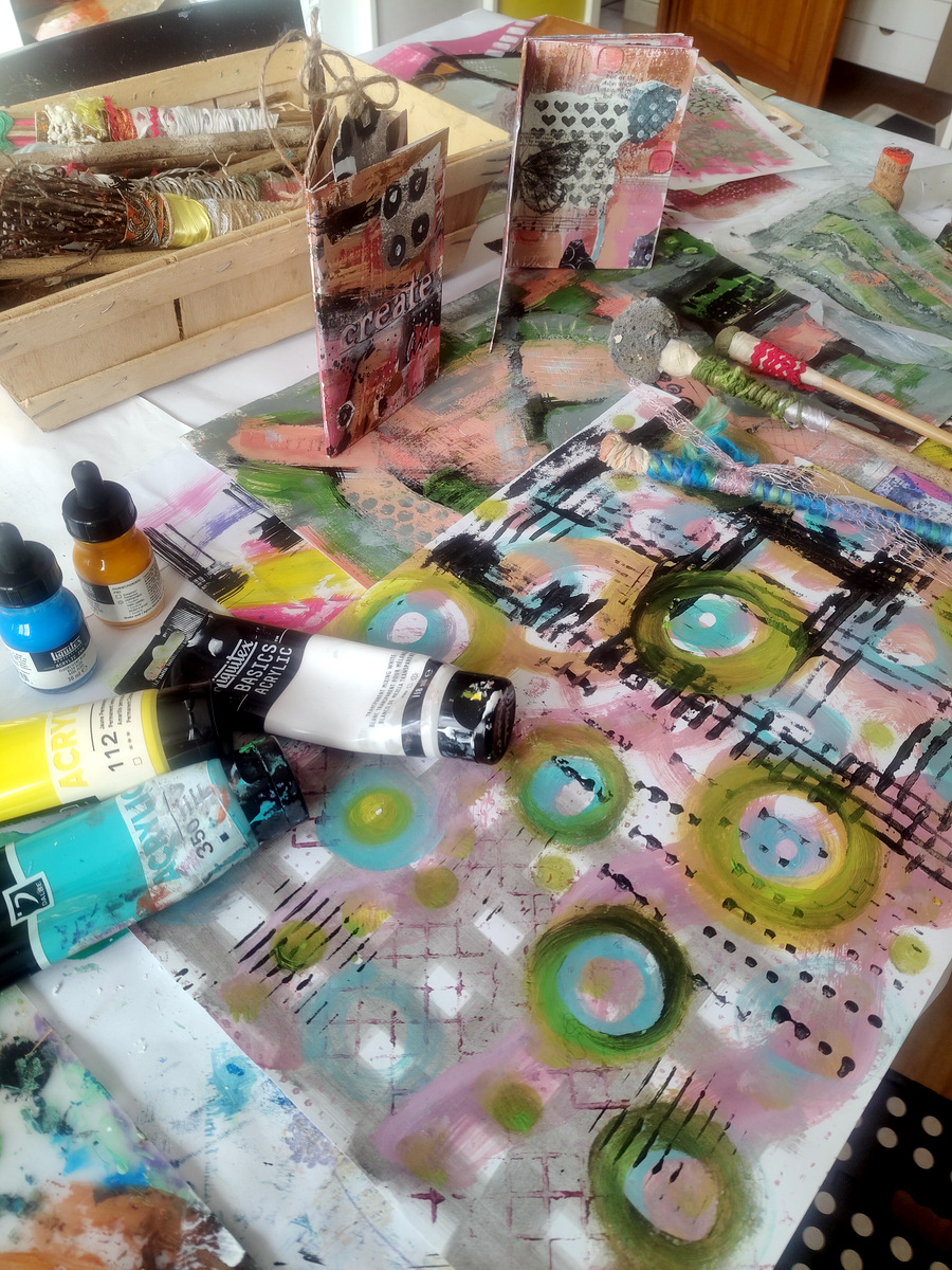 Stage Mixed media création d'un Zine - 14-fevrier 2026 à la Cité des Arts de Rennes