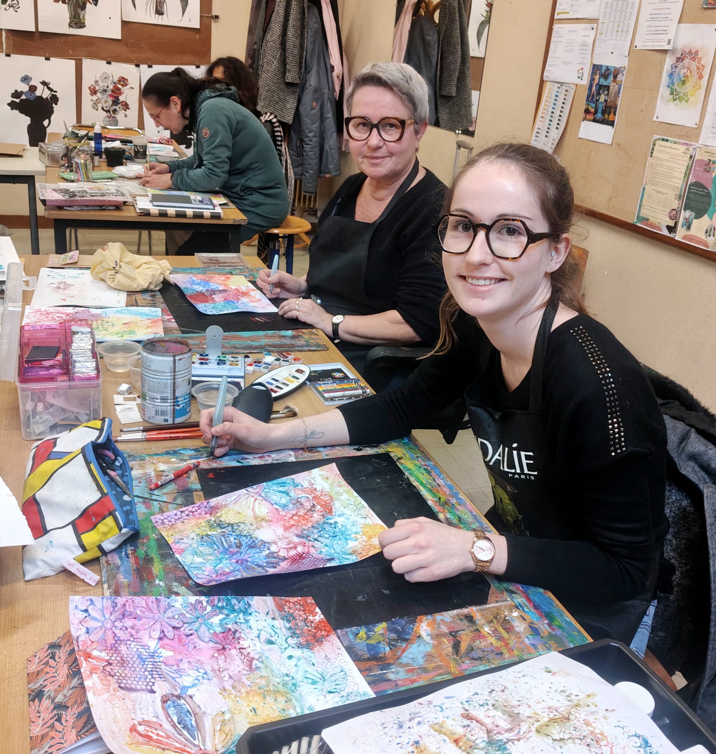 Des réalisations joyeuses, dans une ambiance conviviale à l'association Hermmicraft (L'Hermitage 35)